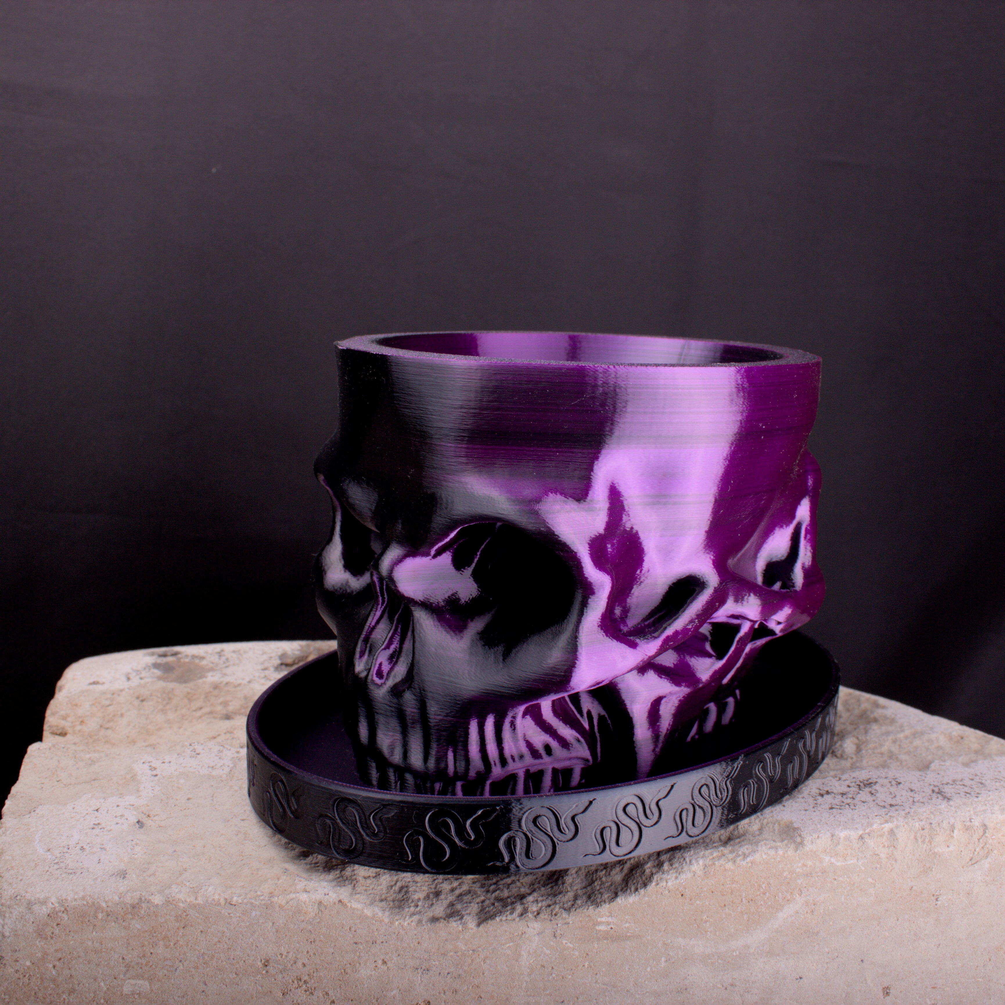 Grim Weeper - Crying Skull Planter