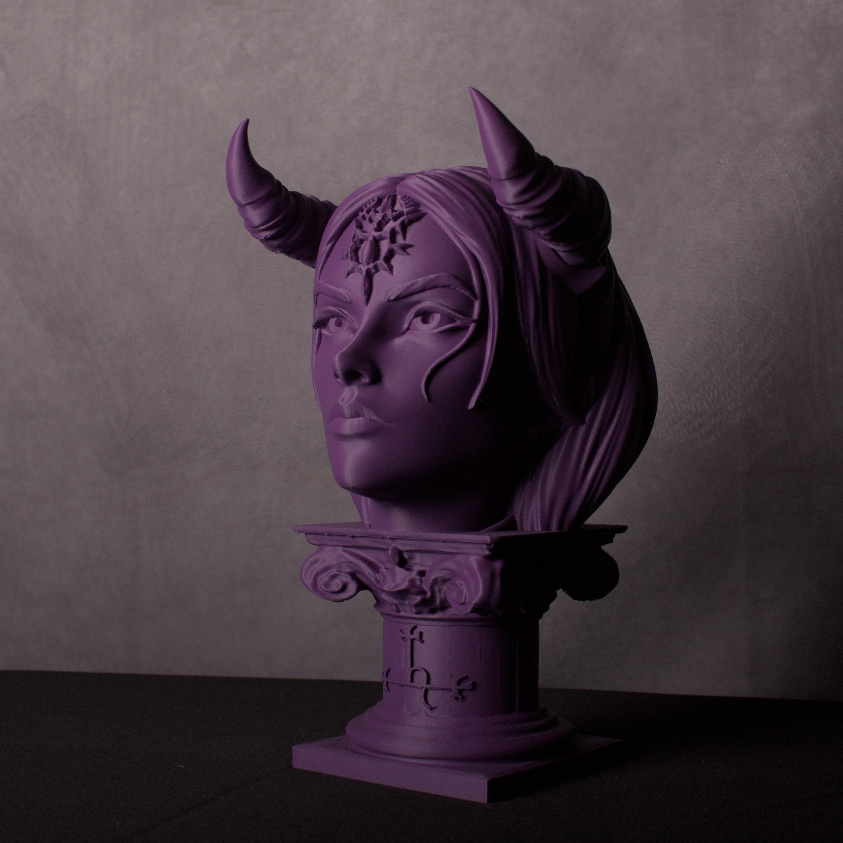 Lilith Wall Mounted Head and Hands