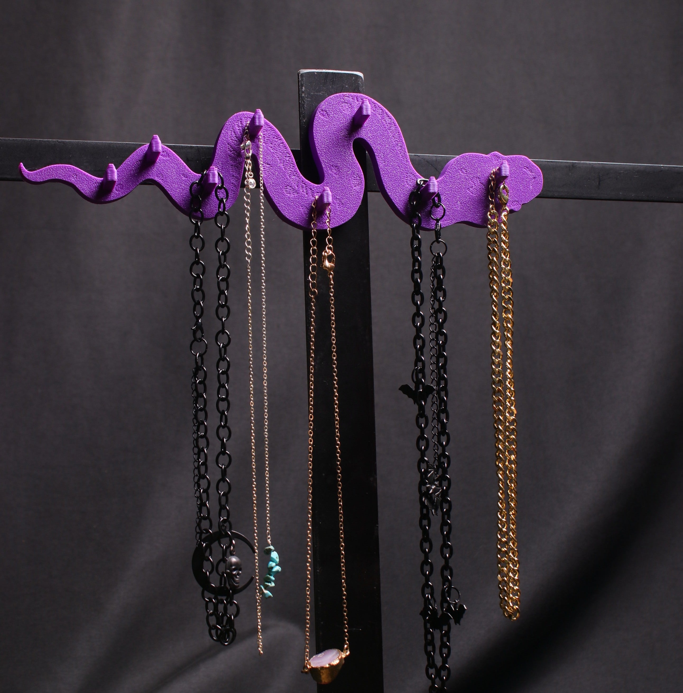 Sneklace Organizer
